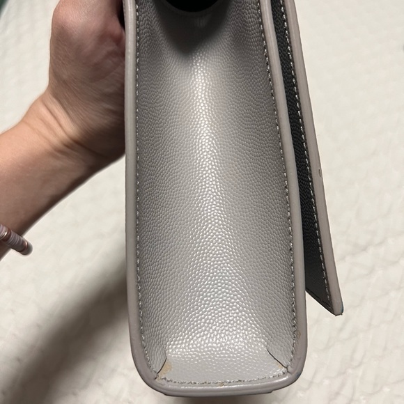 YSL Kate medium bag in gray leather and silver hardware - Picture 8 of 9